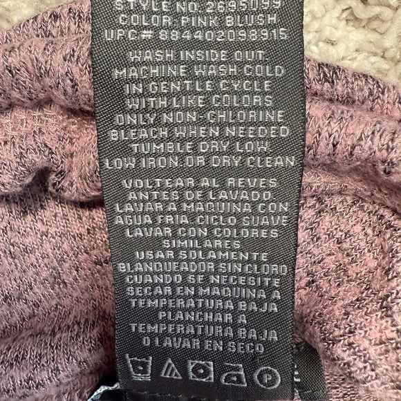 Chelsea & Theodore light pink Cowl Neck Sweatshirt size M - Picture 5 of 5